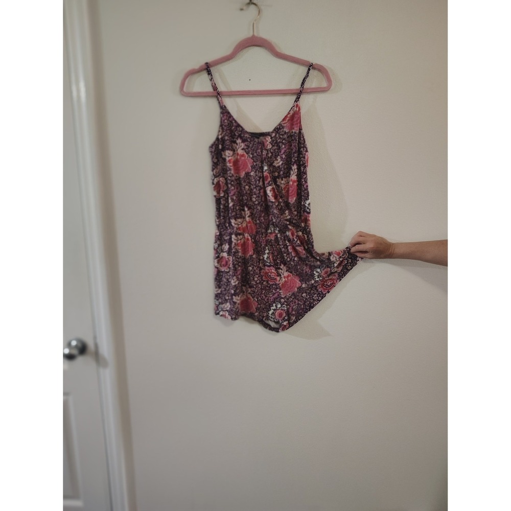 American Eagle Outfitters Floral Romper Purple Pink Small V-Neck Spaghetti Strap